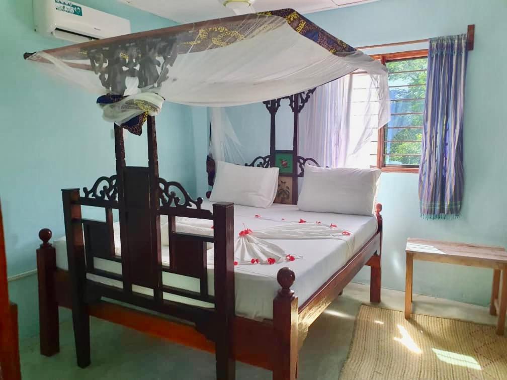 Mustapha' S Place Bwejuu Ngoại thất bức ảnh
